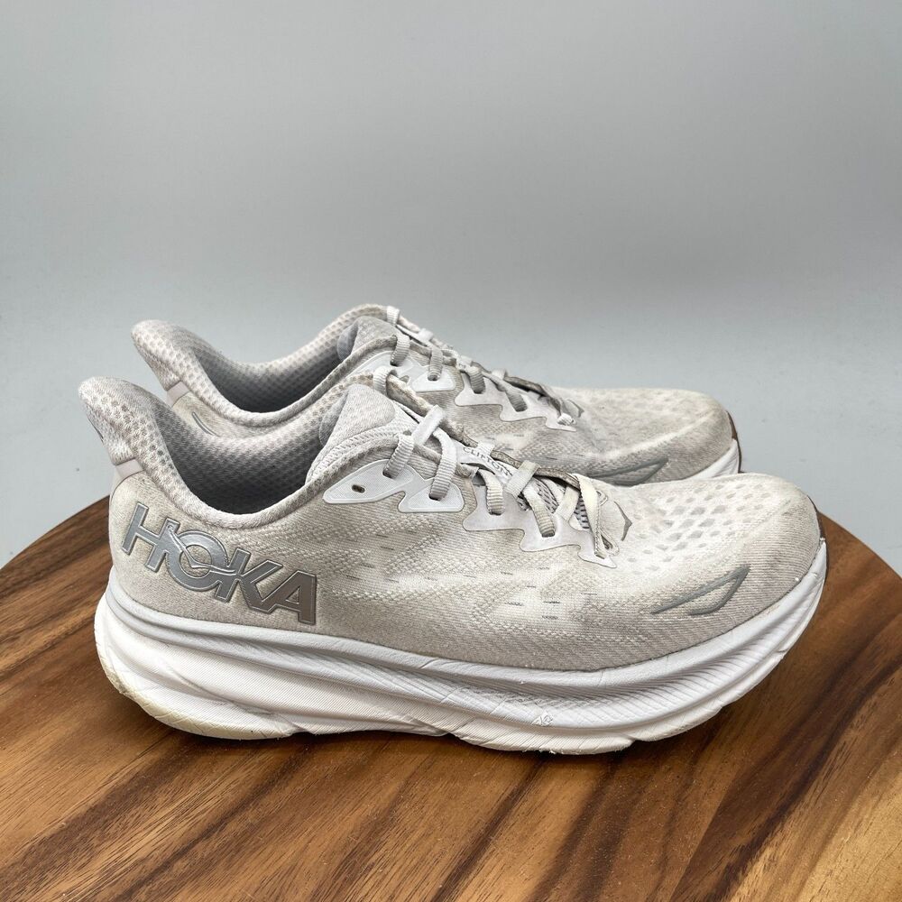 Hoka One One Clifton 9 Shoes Mens Size 9.5 D White Running Comfort Walking Gym